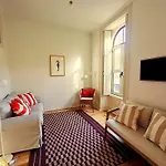 Liberdade 75 Family House