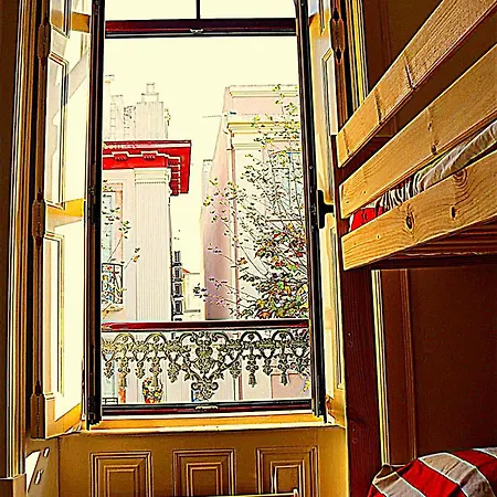 Liberdade 75 Family House * 菲盖拉-达福什